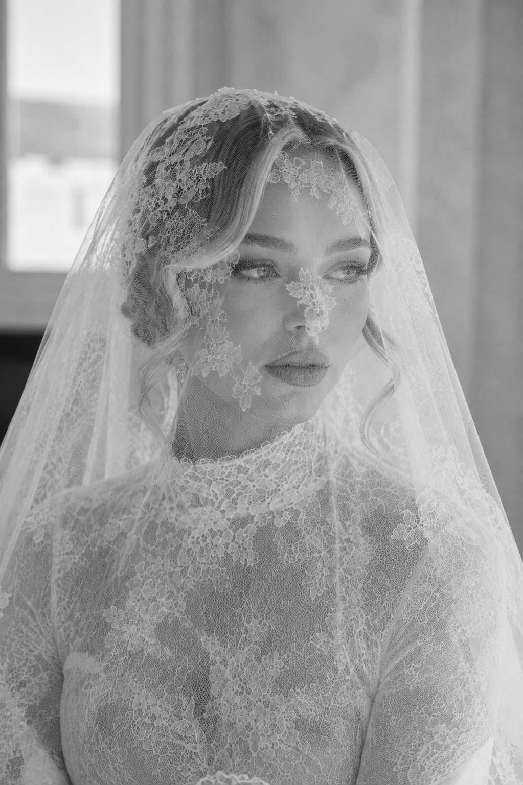 Mariage · Élégance — Romane, photo 3 sur 3