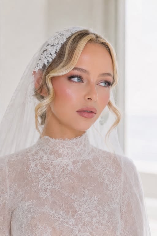 Mariage · Élégance — Romane, photo 2 sur 3